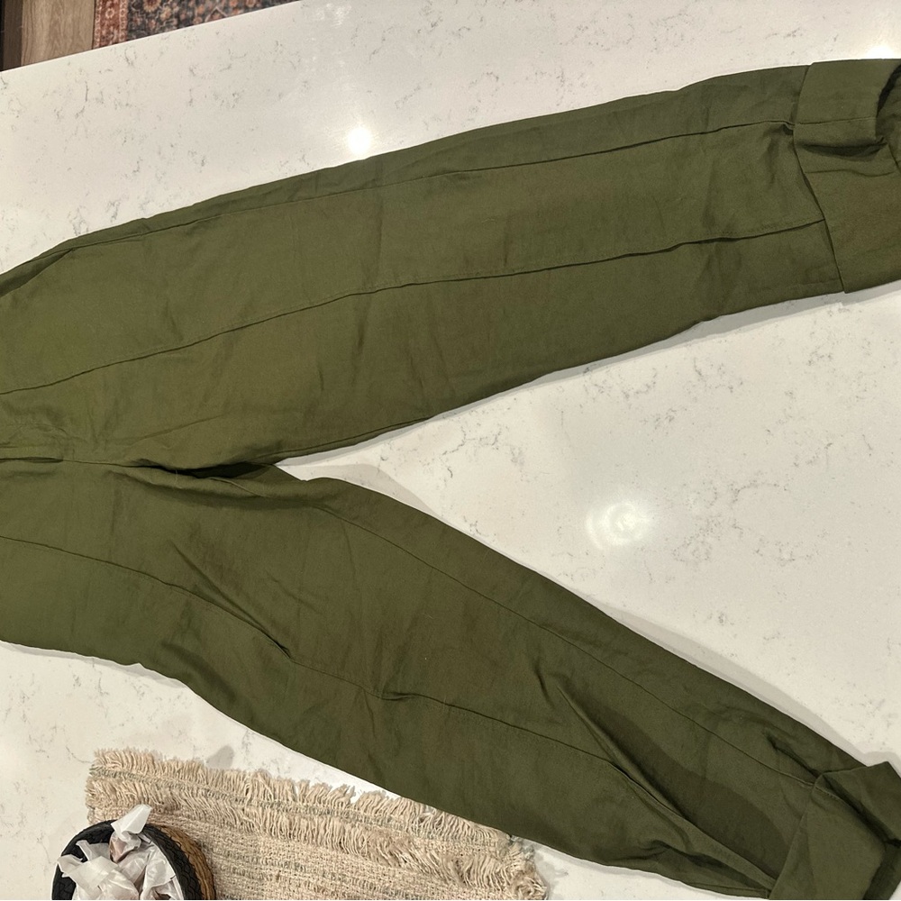 a new day Women's Olive Cropped Pants